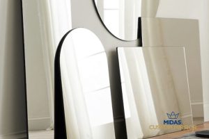 adds-a-touch-of-luxury-and-personalization-6-benefits-of-installing-custom-wall-mirrors-for-your-home-in-singapore-wall