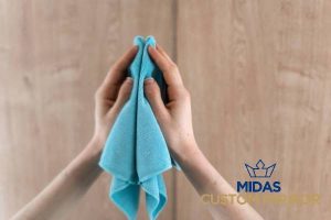 cleaning-mirrors-6-proven-tips-to-maximize-the-durability-of-custom-wall-mirrors-in-singapore-wall-mirror-midas-custom-mirror-singapore