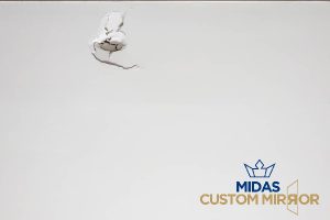 potential-damage-to-property-7-risk-of-hiring-cheap-custom-wall-mirror-installation-services-in-singapore-wall-mirror-midas-custom-mirror-singapore