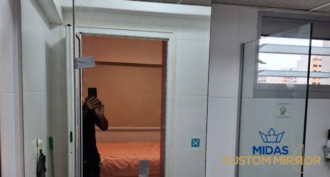 bathroom-mirror-installation-services-midas-custom-mirror-singapore-hdb-tampines-1